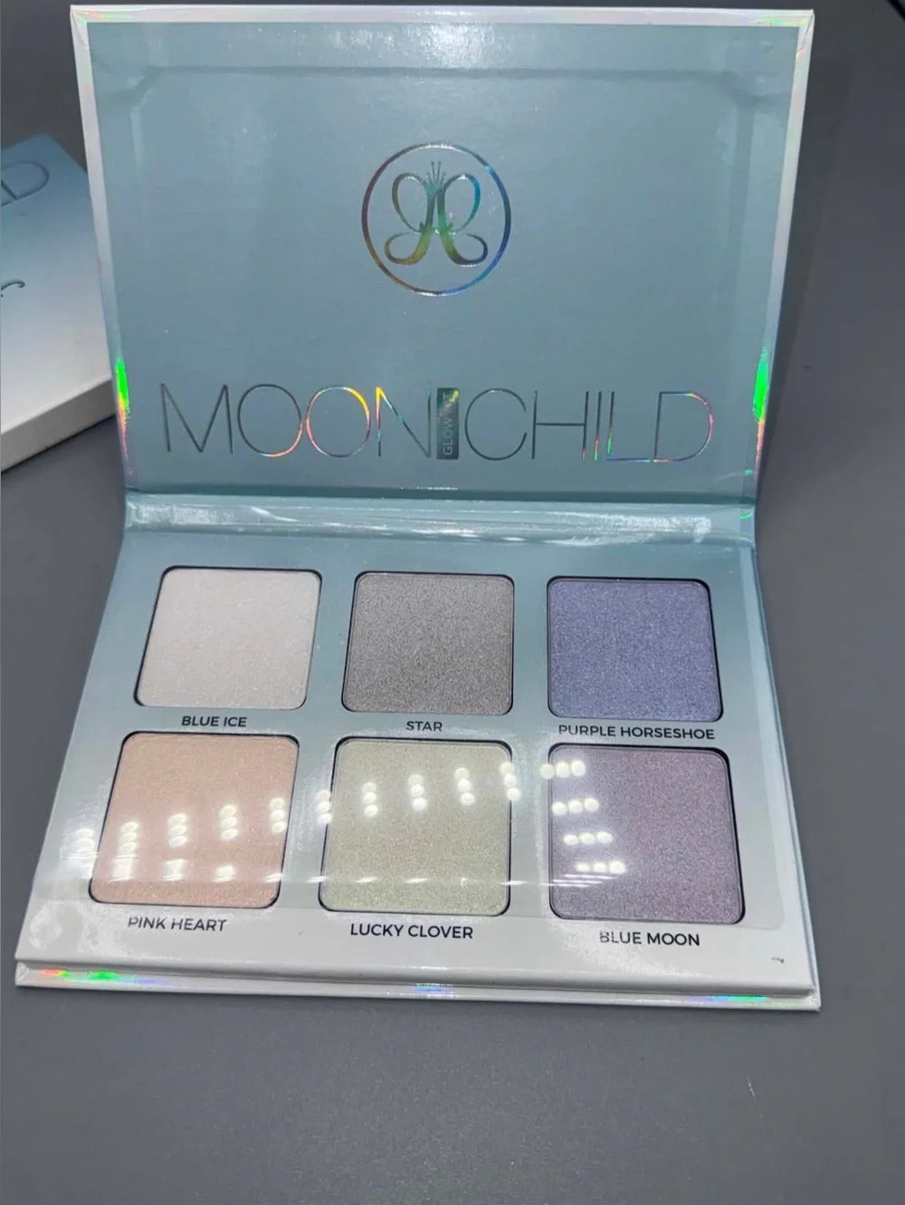 NEW! Anastasia Beverly Hills Moonchild Glow Kit